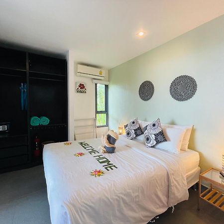 Baan Saint-Tropez Seaview Villas Kata Beach Exterior photo